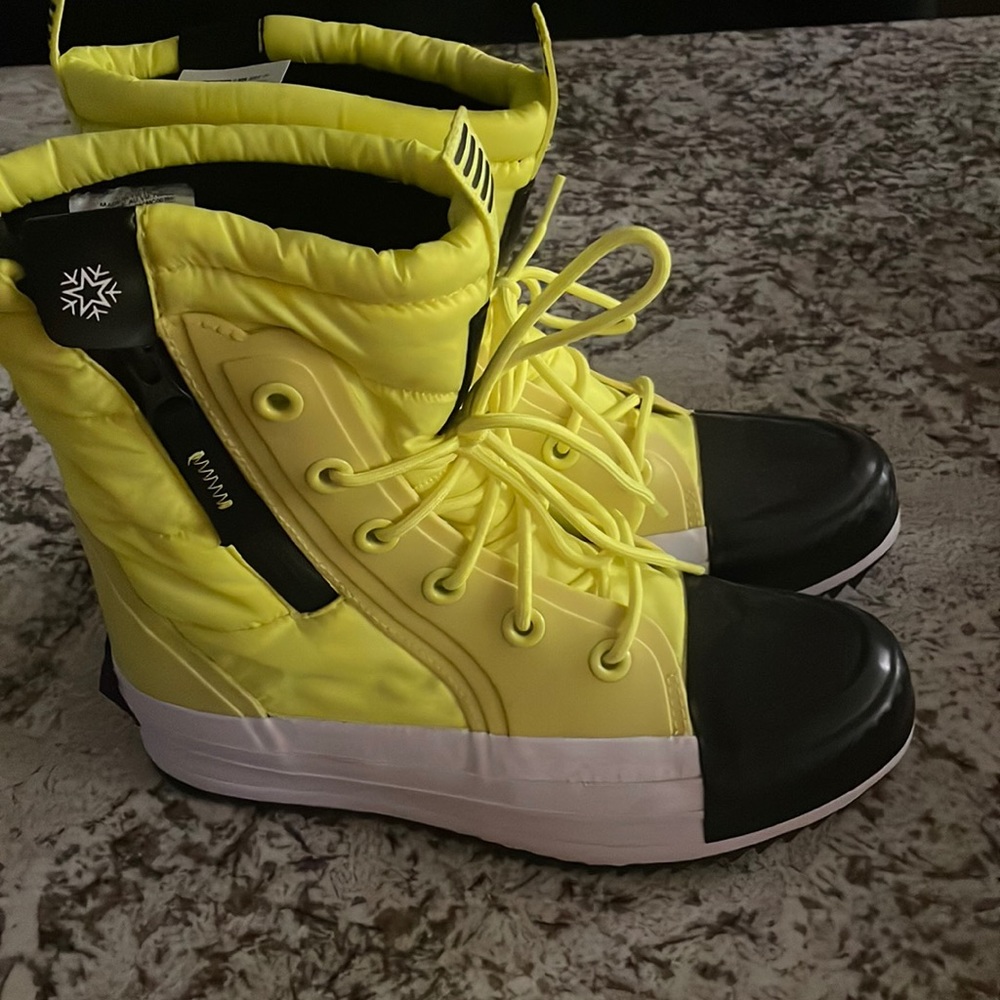 Pretty green boots